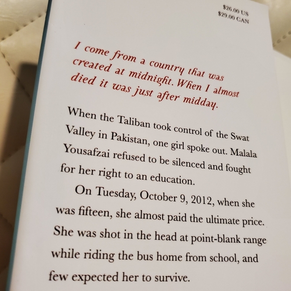 3/$10 – I Am Malala (Hardcover) by Malala Yousafzai – Used, Good Condition ✨📚 - Picture 5 of 16